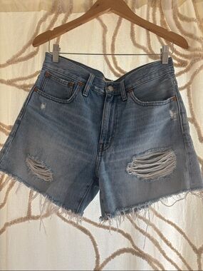 Madewell Relaxed Mid-Length Denim Short Light wash size 27